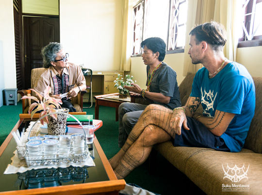 Meeting with head of the West Sumatran language centre to discuss the development of a Mentawai dictionary